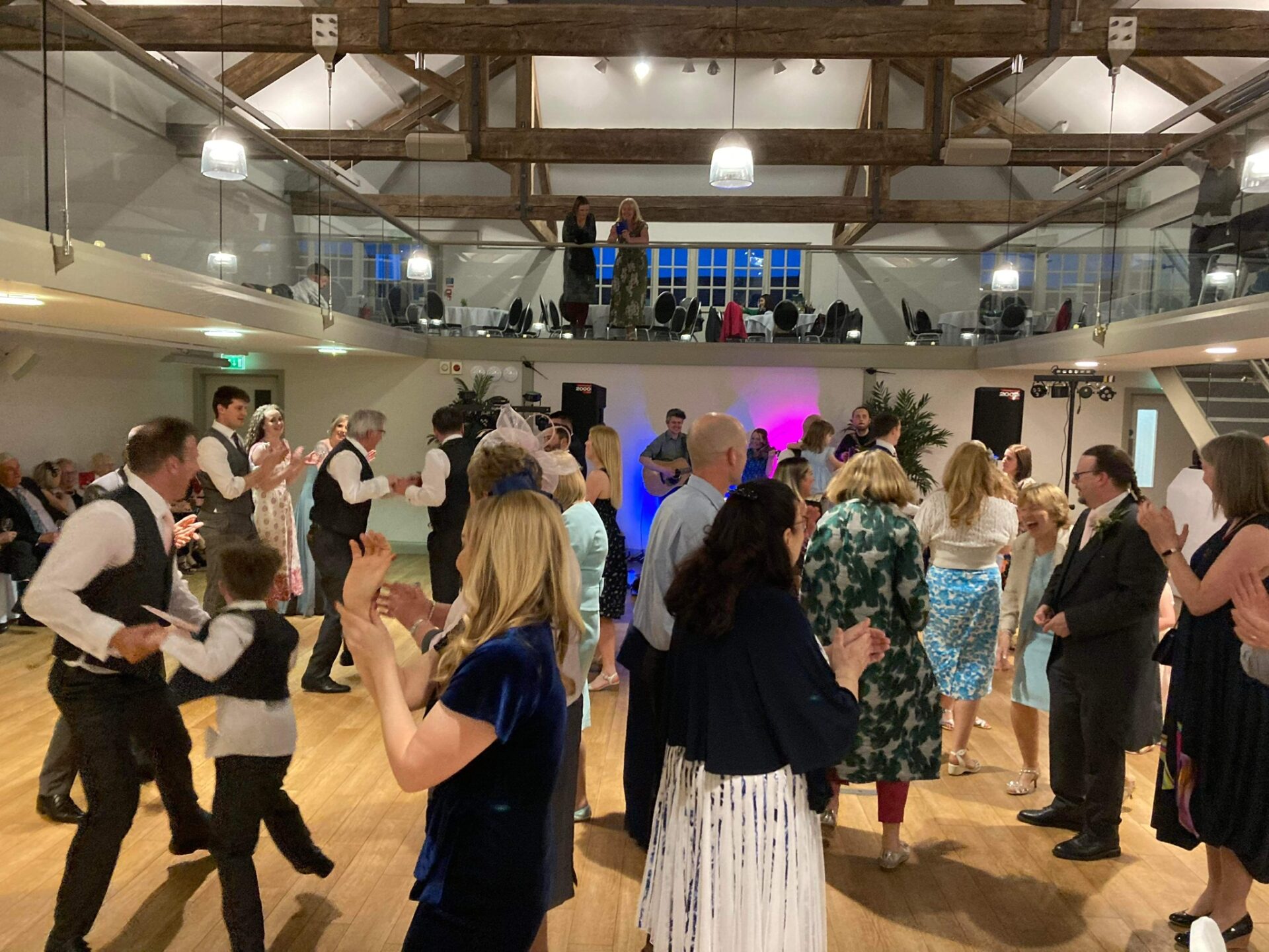 hillside-ceilidh-band-02