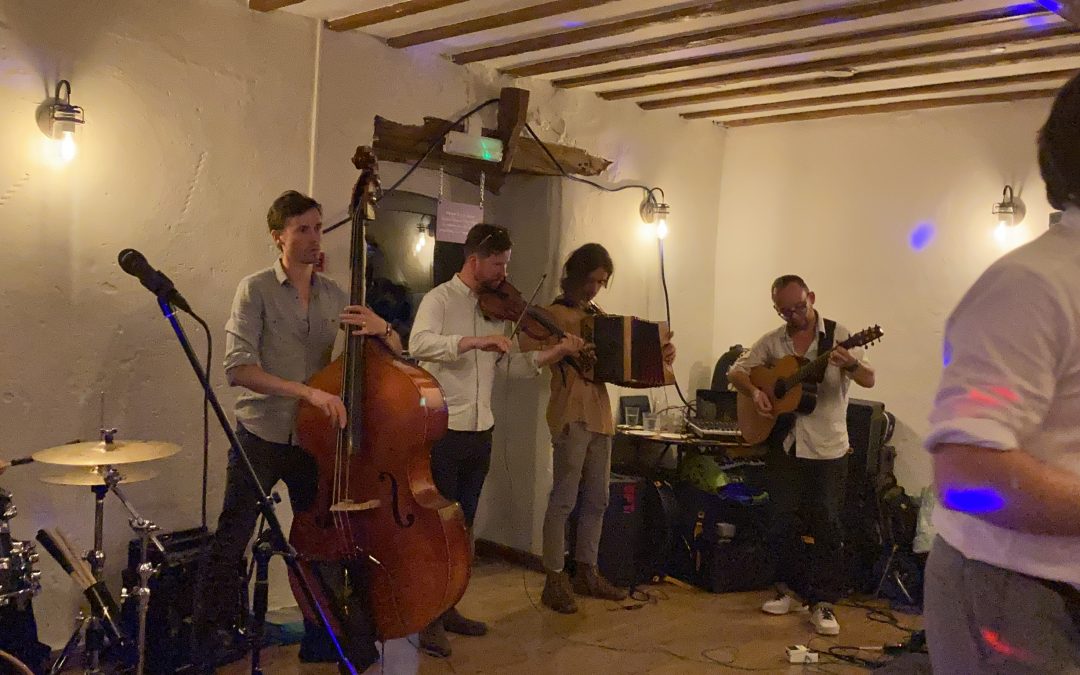 Best Venues In Kent For A Ceilidh Wedding With Dance-Friendly Floors